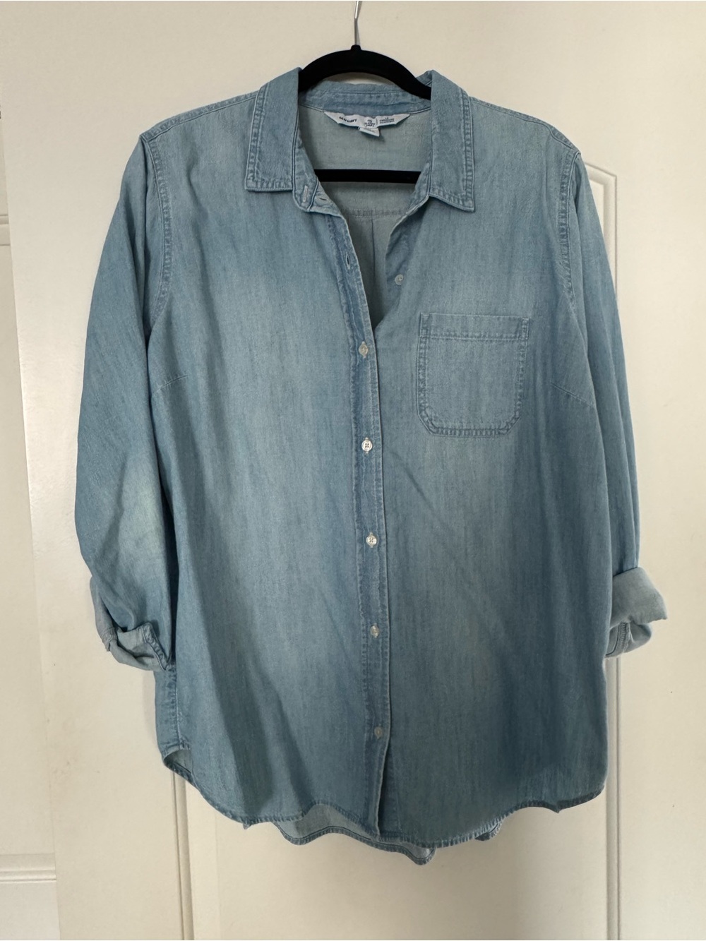 Old Navy Light Blue Denim Shirt - Women's Casual Button-Down